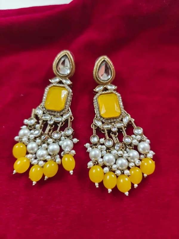 Kundan and Pearl Earrings — view 3 of 4